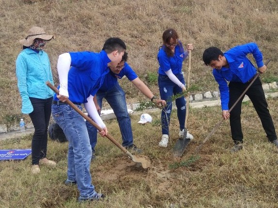 Chi đoàn Bảo tàng tỉnh Bình Định hoạt động chào mừng ngày thành lập Đoàn TNCS HCM